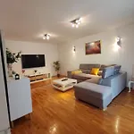 Apartment Azzuro *