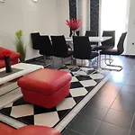 Azzuro Apartment