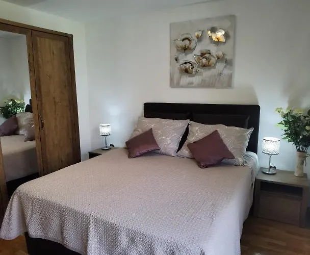 Апартаменты Azzuro *