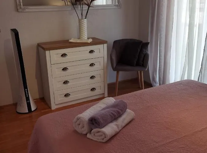 Апартаменты Azzuro *