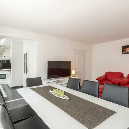 アパート Azzuro *