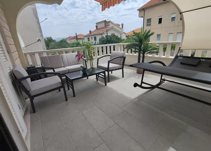 Azzuro 公寓 Kaštela