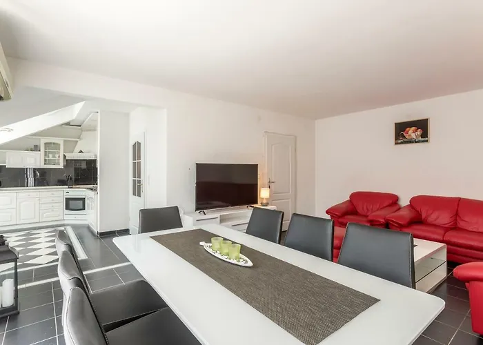 Διαμέρισμα Azzuro *