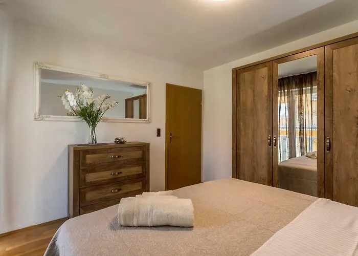 Azzuro Διαμέρισμα *